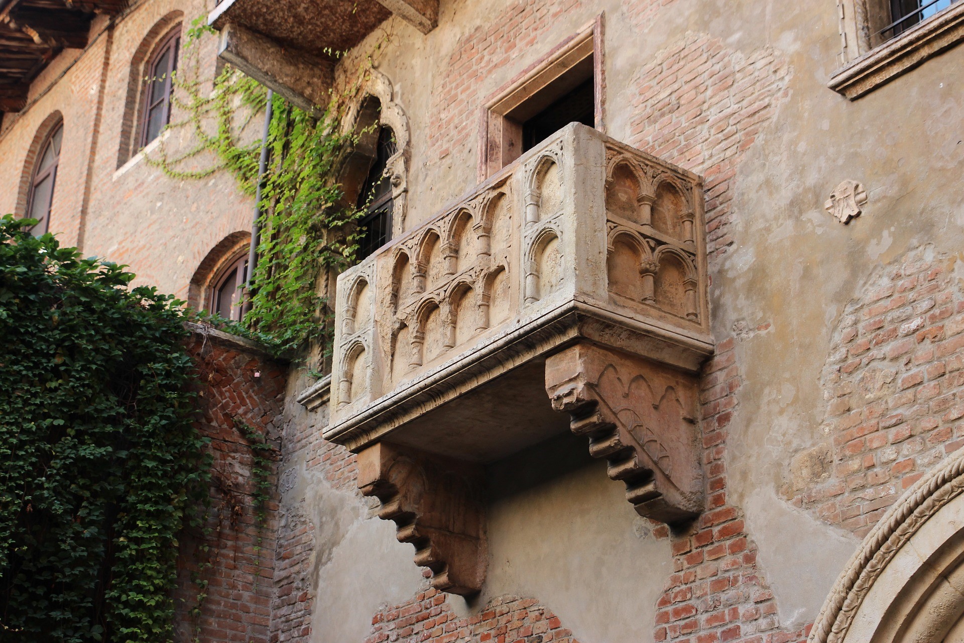 Il balcone di Giulietta nella città di Verona
