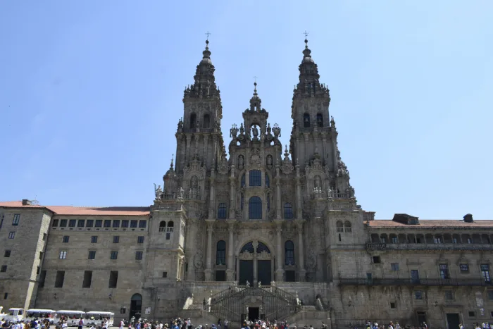Praza do Obradoiro, dominata dalla maestosa Cattedrale di Santiago